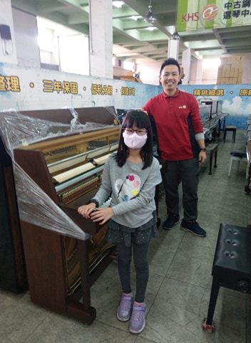 感謝桃園李老師本週介紹三組家長來買二手鋼琴，感恩、感激! 文章分享:如何選購二手鋼琴