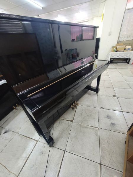 日本 YAMAHA U3C 46000 二手鋼琴 內外已清潔整理 歡迎比較比價喔! 