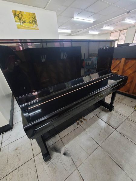日本 YAMAHA U3C 45000 二手鋼琴 內外已清潔整理 歡迎比較比價喔!