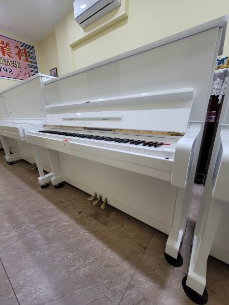  日本珍珠白鋼琴 63000元 YAMAHA U1 中古鋼琴 珍珠魅力，由您演繹 