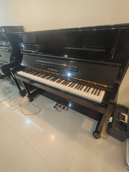  廉售U1 只要49800 台灣山葉 T20xxxx號 YAMAHA U1 二手鋼琴 