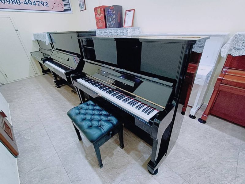 內外整理漂亮的39800 KAWAI 一號琴 KS-1A 中古鋼琴 買到便宜貨勝過辛苦的工作 0980494792 