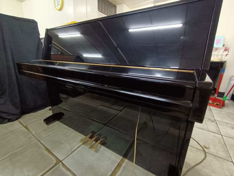 廉售 台灣山葉 YAMAHA UT-11二手鋼琴 YT22萬號 49000