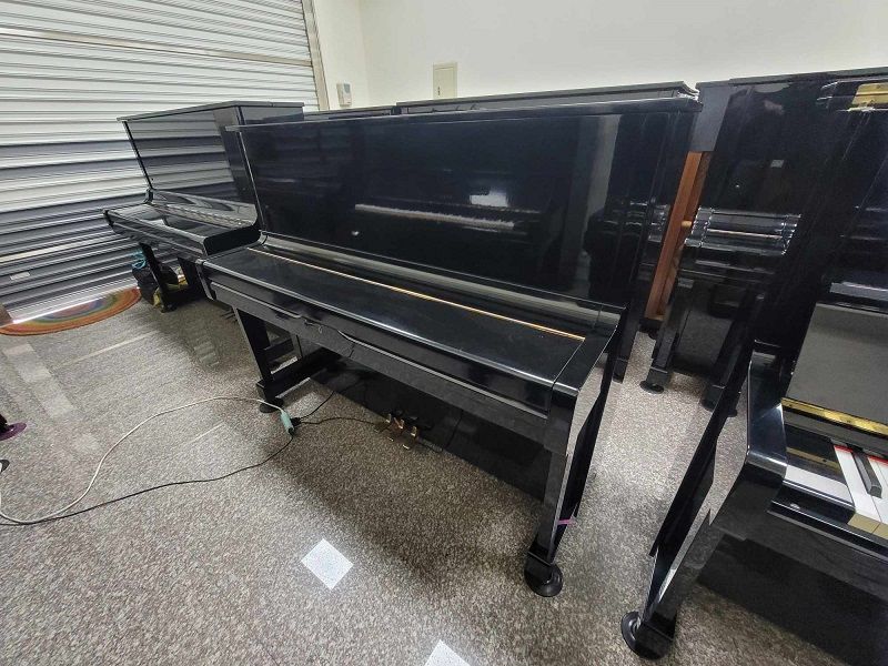  只要32800 YAMAHA U1 二手鋼琴 搬回家 內外已清潔整理調整調音 製號:T3XXXX 