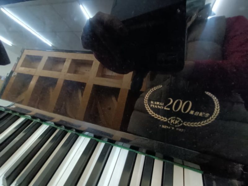 33000的台灣KAWAI CS-10T 河合二手鋼琴 200週年紀念款式 0980494792 中壢中古鋼琴黃先生  