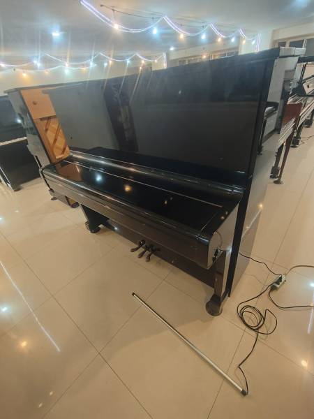 日本YAMAHA U2 就只賣您 42888元 自己搬回家 現量一...