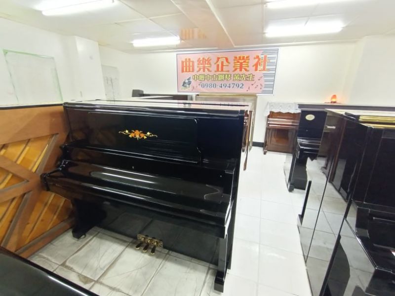 我們有固定的二手鋼琴貨源及量，歡迎同業與我們長期合作批買中古鋼琴