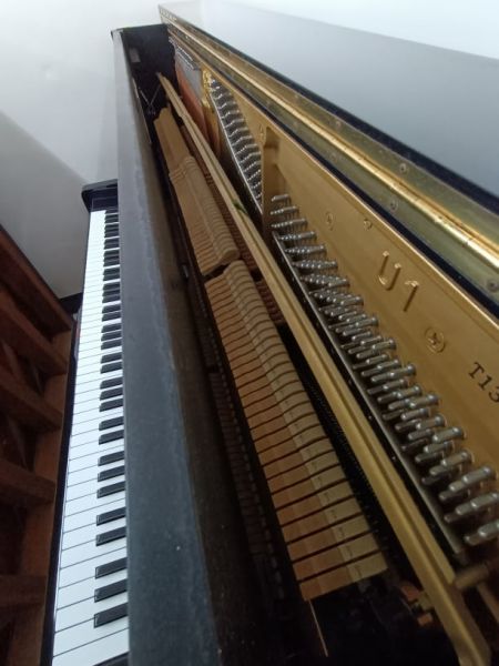  便宜出售 台灣山葉 T13xxxx號 YAMAHA U1 二手鋼琴 53000 中壢中古鋼琴黃先生 0980494792 