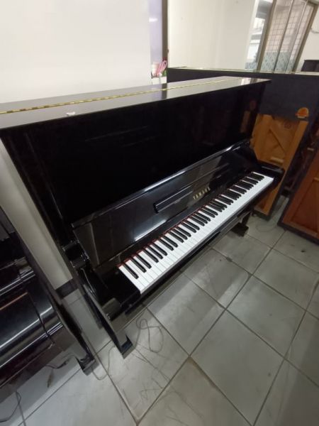 每週一物便宜出售 台灣山葉 T13萬號 YAMAHA U3 二手鋼琴 49000