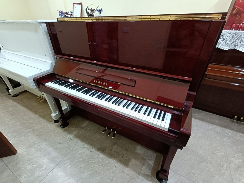 只要52900 酒紅原木紋 台灣山葉 YAMAHA U3 T15萬號 二手鋼琴 中壢中古鋼琴黃先生 0980494792