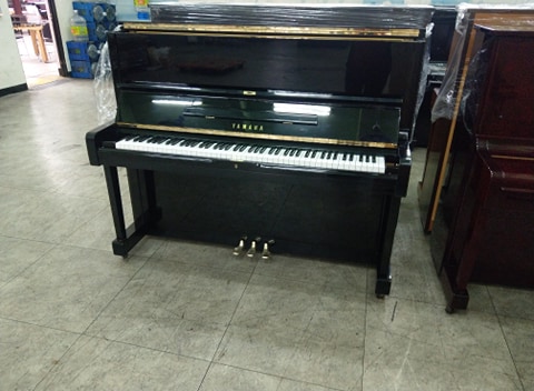  台灣山葉 YAMAHA U1 二手鋼琴 鋼琴買賣回收 0980494792 黃先生 