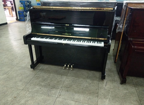 台灣山葉 YAMAHA U1 二手鋼琴 鋼琴買賣回收 0980494792 黃先生