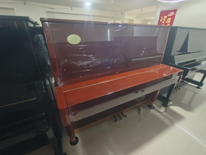  只要66800 當年超頂日本琴U7 有定弦裝置 以前功X社出售的 二手鋼琴 自己搬回家 