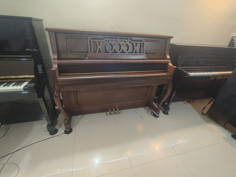  只要56800元 KAWAI KI-305 中古鋼琴 原木古典彎腳優雅造型 買二手琴找 中壢中古鋼琴黃先生  
