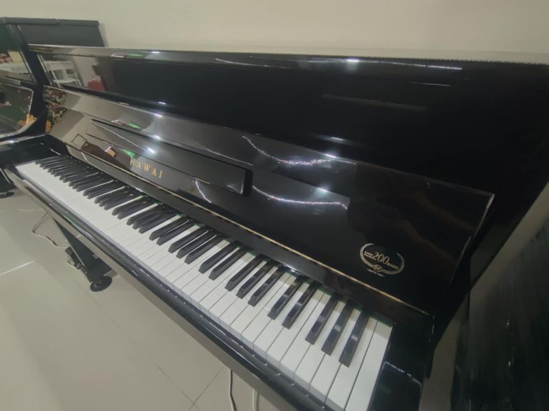 只要33900元 不占空間 KAWAI CS-10T 二手鋼琴 自己搬 200萬台紀念機種 歡迎比較比價