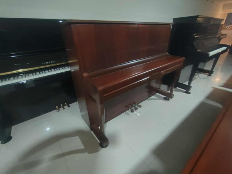 日製 彎腳原木 W110B 就只賣56800元 自己搬 在台稀有 二手鋼琴 商品