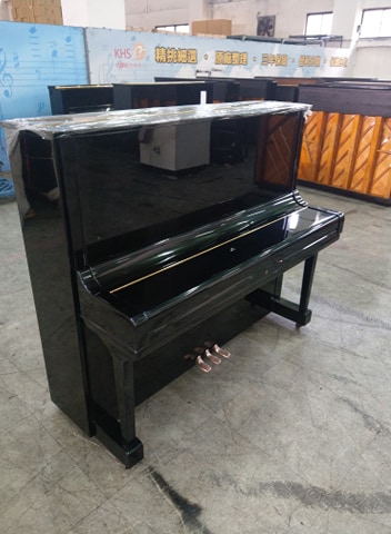 日製Yamaha U3 160萬號 0980494792 黃先生