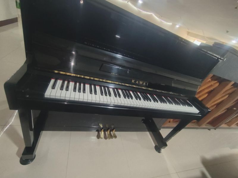  13年左右的二手鋼琴 52000 KAWAI KL-10 二手鋼琴 買鋼琴找中壢中古鋼琴黃先生就對了 