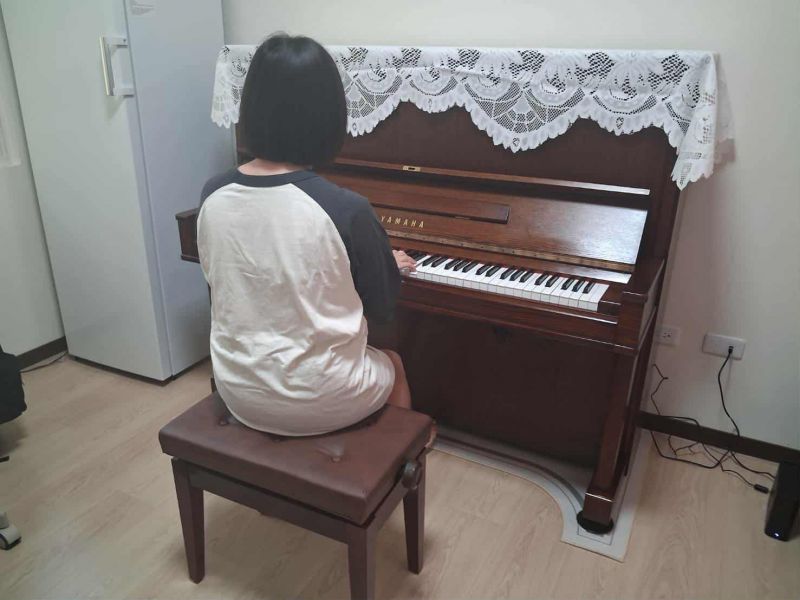  我們的承諾：每一台 二手鋼琴 都要讓顧客買得優惠、超值、開心、安心、放心 