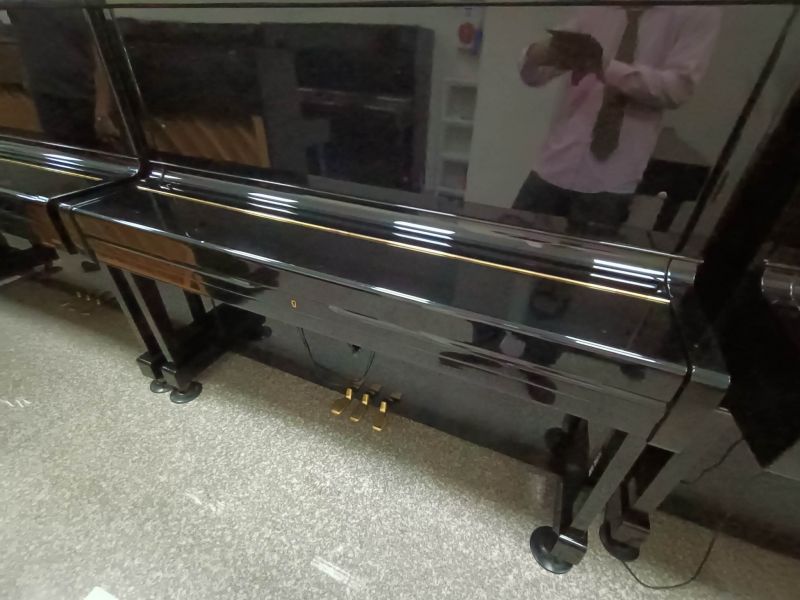  只要36800元 YAMAHA U1  T3萬多號 內外已清潔整理 中古鋼琴 歡迎比價比價 