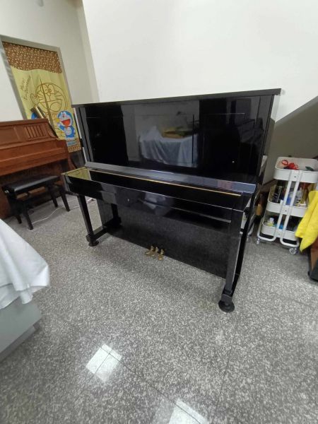  只要29900 日本KAWAI 3號中古鋼琴就是您的 買 二手鋼琴 找中壢中古鋼琴黃先生 您最聰明! 