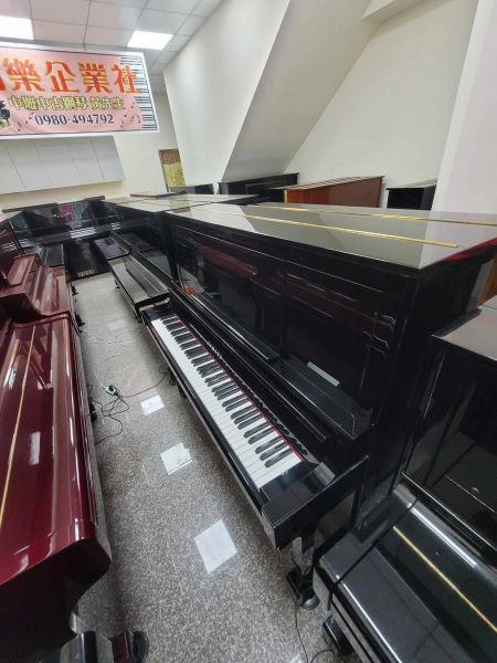 只要69900元 高級U30 YAMAHA 山葉 YT20萬號 二手鋼琴就是您的 中壢中古鋼琴黃先生 0980494792