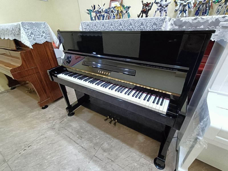  2002年 YAMAHA UT-121 58800 二手鋼琴 YT24萬號 中壢中古鋼琴黃先生 0980494792 