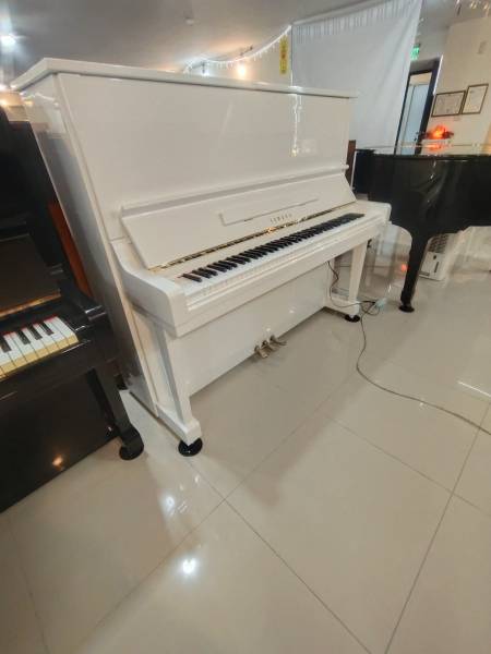 63800元 白色YAMAHA中古鋼琴 YAMAHA U3 珍珠白...