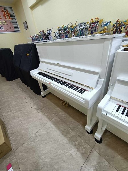  63800元 白色YAMAHA中古鋼琴  YAMAHA U3 珍珠白 二手鋼琴 T11萬多號 搬回家 