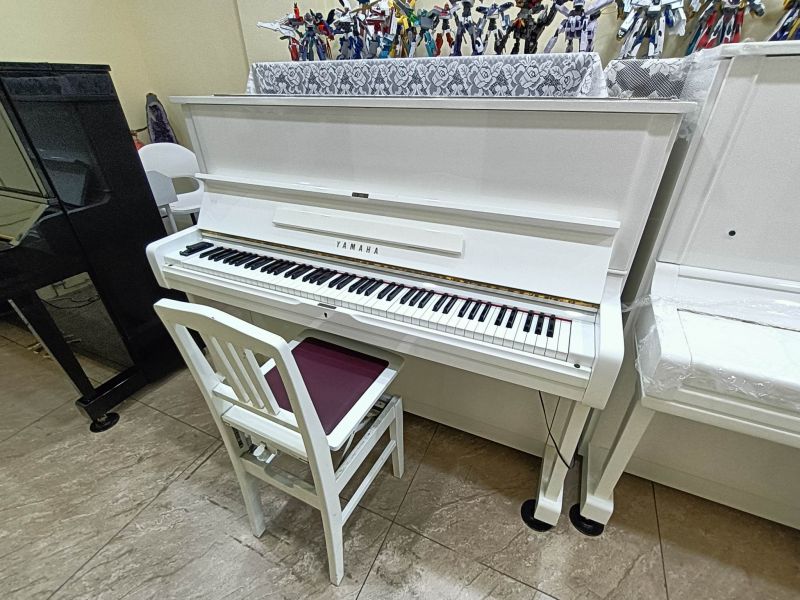 49000 超優惠日本白色鋼琴 YAMAHA U1G 二手鋼琴 買...