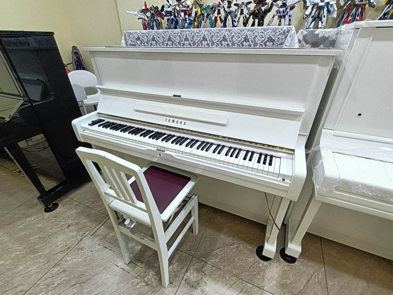  49000 超優惠日本白色鋼琴 YAMAHA U1G 二手鋼琴 買琴請找 中古鋼琴黃先生 