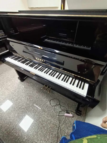 日本KAWAI BL-51 特別款中古琴 就只賣38800 找中壢中古鋼琴黃先生買鋼琴 保證俗到脫褲! 